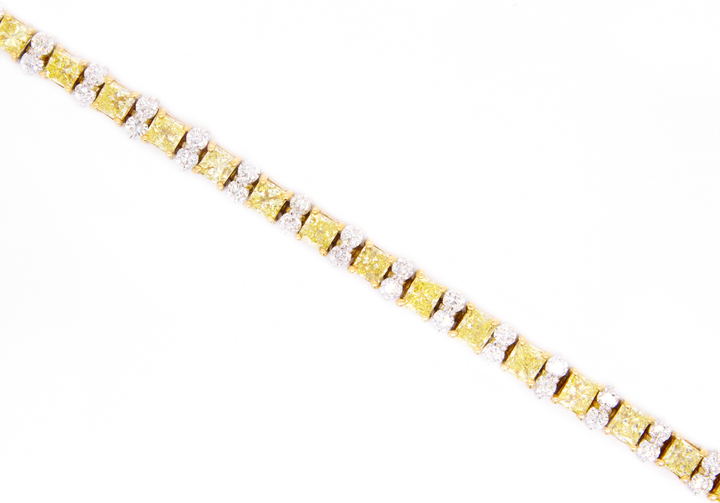 10.50ct Fancy Yellow Diamond Bracelet
