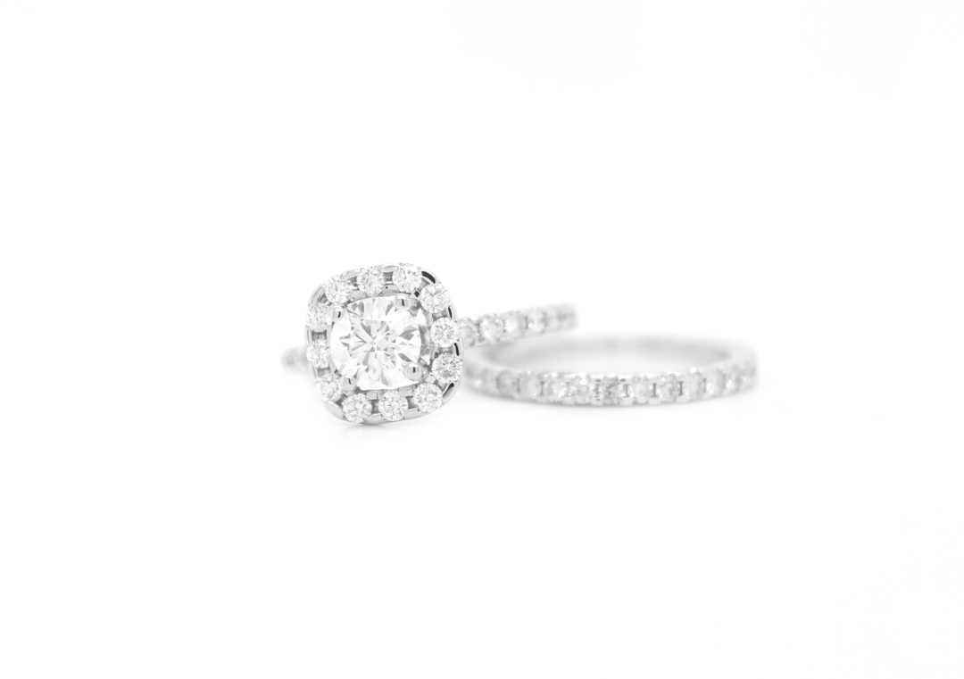 Round Diamond in Cushion Halo Engagement Ring Bridal Set