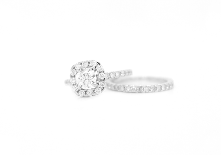 Round Diamond in Cushion Halo Engagement Ring Bridal Set