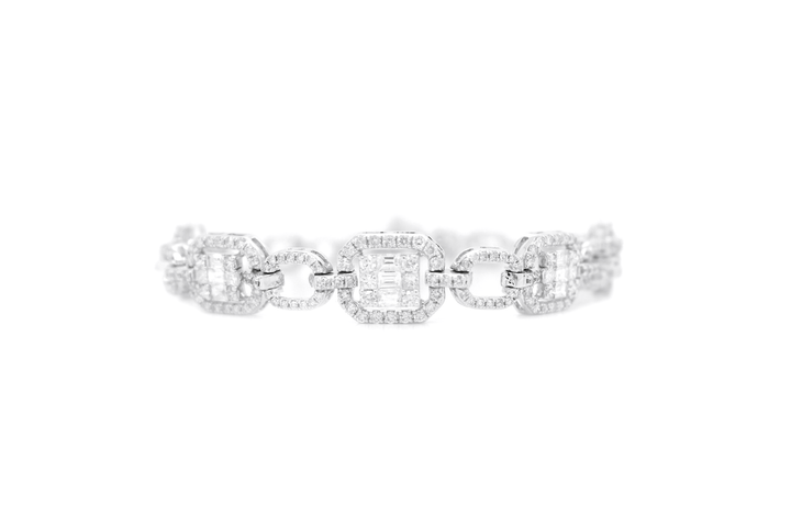 3.25ct Emerald Cut Illusion Halo Diamond Link Bracelet
