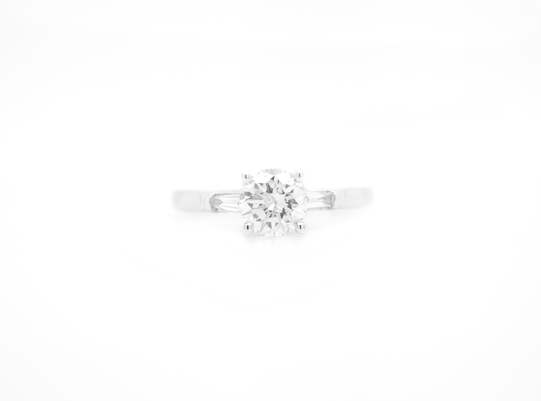 3 Stone Round Diamond Engagement Ring