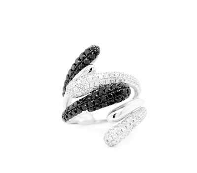 2.35ct Black Diamond and White Diamond Ring